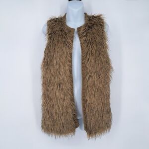 Xhilaration Faux‎ Fur Shaggy Open Vest Size XS